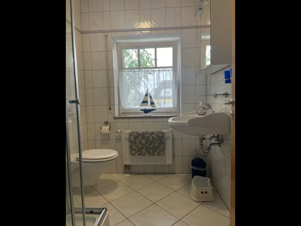 Wohnung Breege Bad Dusche